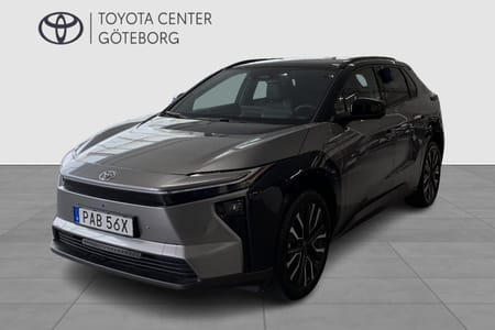 Toyota bZ4X EXECUTIVE PANORAMA BITONE