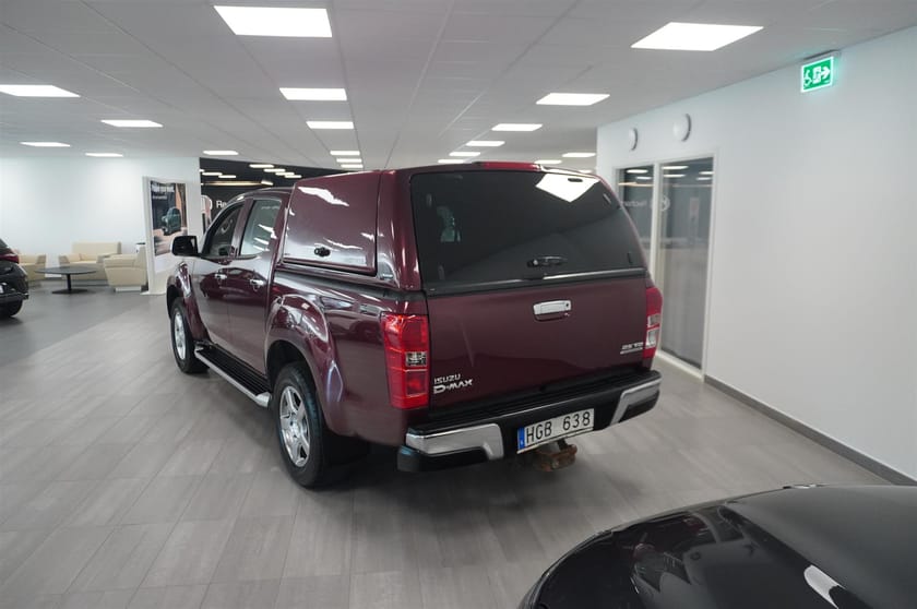 Bild 4 av Isuzu D-Max Crew Cab 2.5 4WD 163hk Dragkrok Dieselvärmare