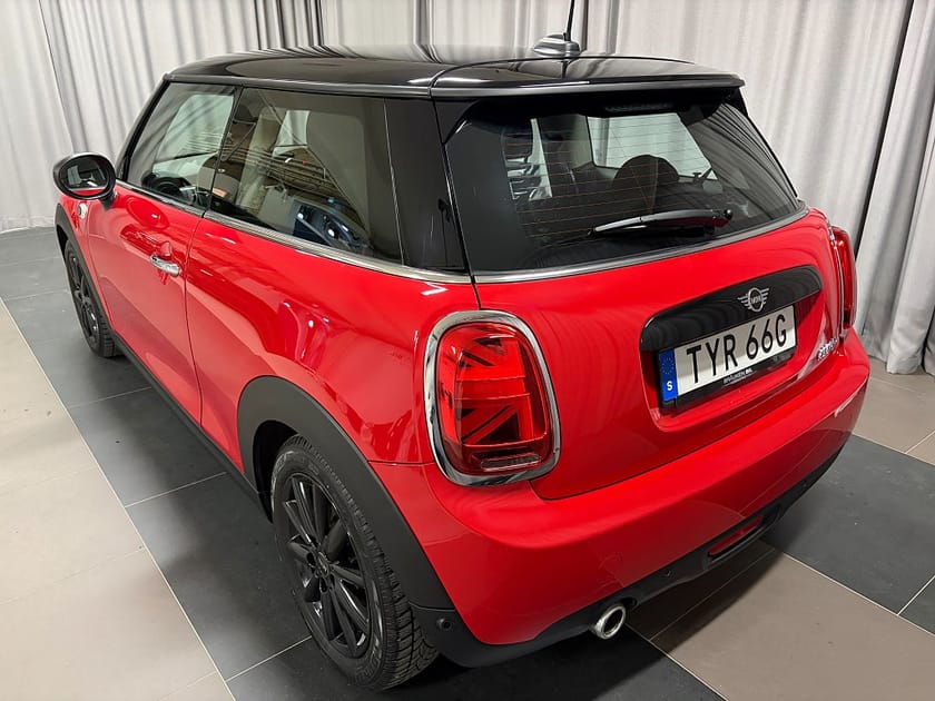Bild 3 av MINI Cooper 3D DCT Pepper II Visual Boost Inkl. Vinterhjul