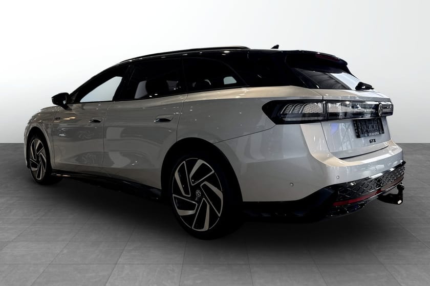 Bilde 2 av Volkswagen ID.7 GTX Tourer 4m stv 86kwh 340hk ex