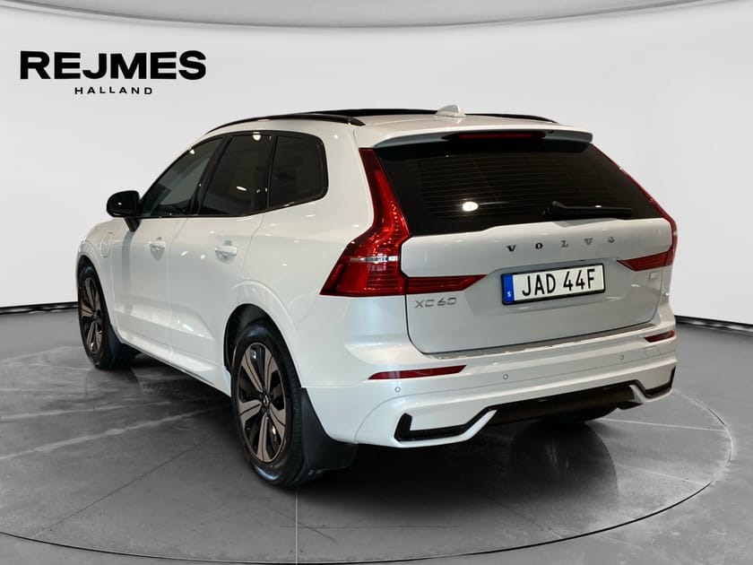 Bild 2 av Volvo XC60 Recharge T6 Plus Dark