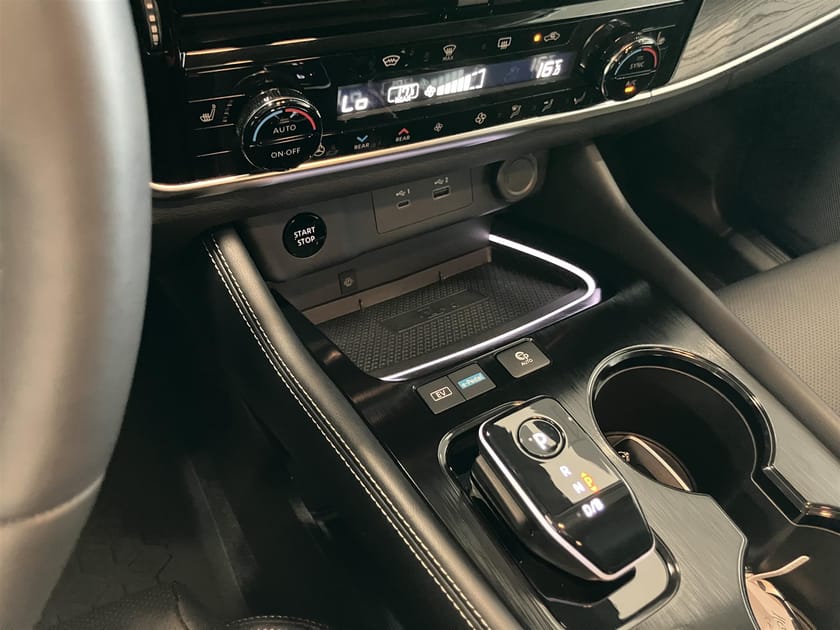 Bild 5 av Nissan X-Trail e-4ORCE Tekna