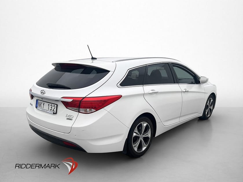 Bild 3 av Hyundai i40cw CW CRDi 136hk Business M/K Värmare Navi Kamera