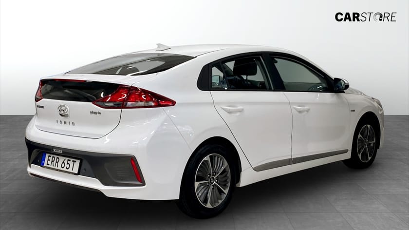 Bild 2 av Hyundai Ioniq Plug-in 1.6 DCT 164hk Trend - Backkamera - Drag