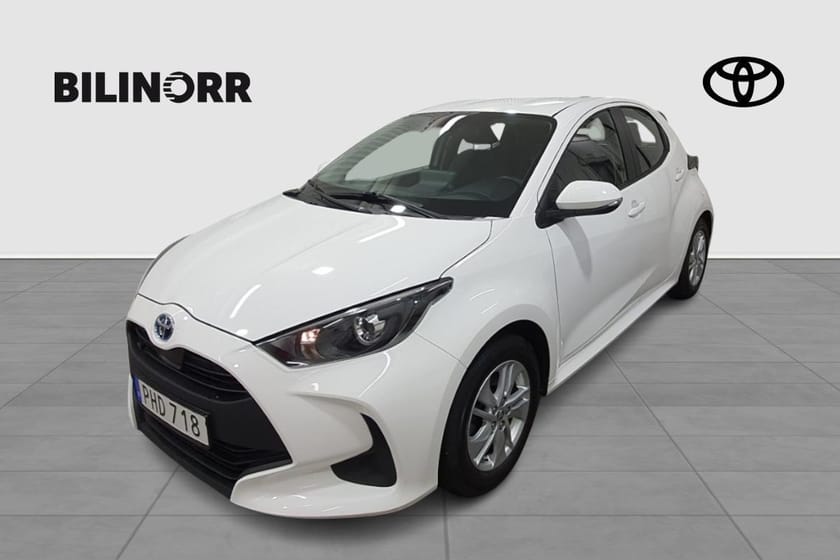 Bild 1 av Toyota Yaris Hybrid 1,5 5D ACTIVE V-HJUL