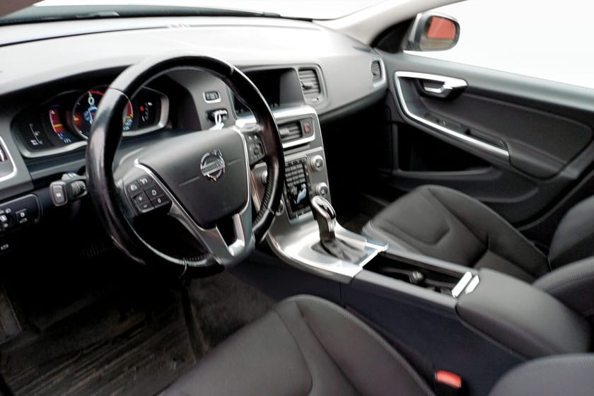 Bild 5 av Volvo V60 D4 S/S Momentum Business E