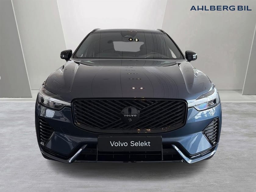 Bild 5 av Volvo XC60 T6 Plus Black Nordic Edition, Dragkrok, Teknikpaket, Head-up display, Akustikrutor, Tonade rutor