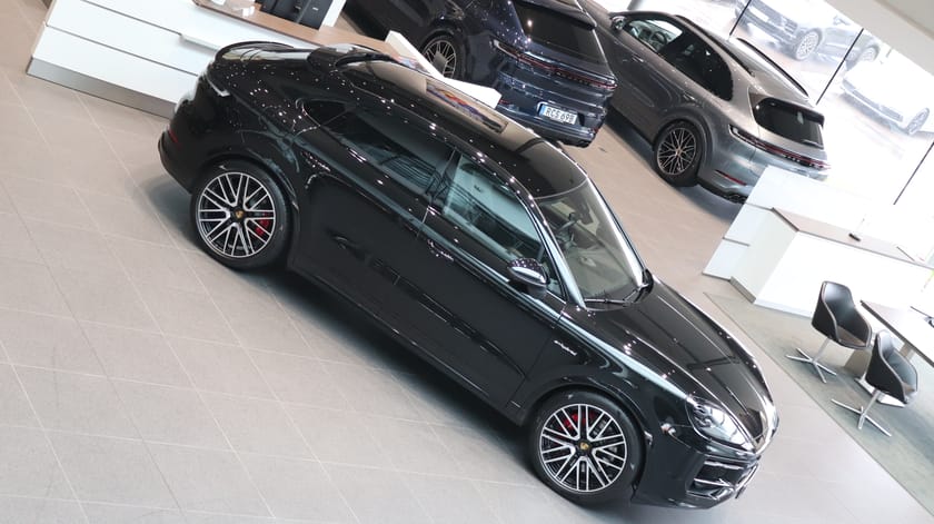 Bild 3 av Porsche Cayenne S E-Hybrid Coupé