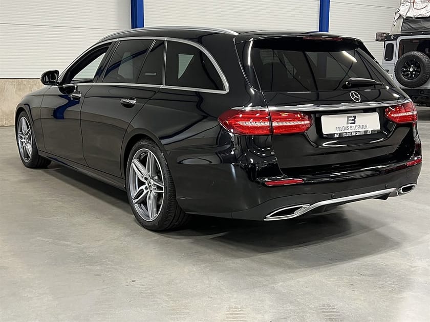 Bild 5 av Mercedes-Benz E 300 T d 245 HK / AMG Line / Drag / 360 /