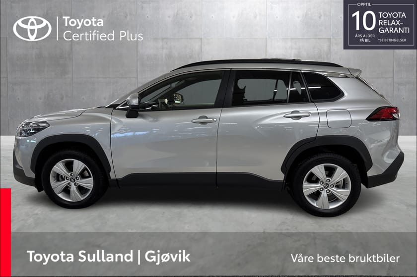 Bilde 2 av Toyota Corolla Cross Hybrid AWD-i Active Tech / AWD / Oppvarmet ratt /