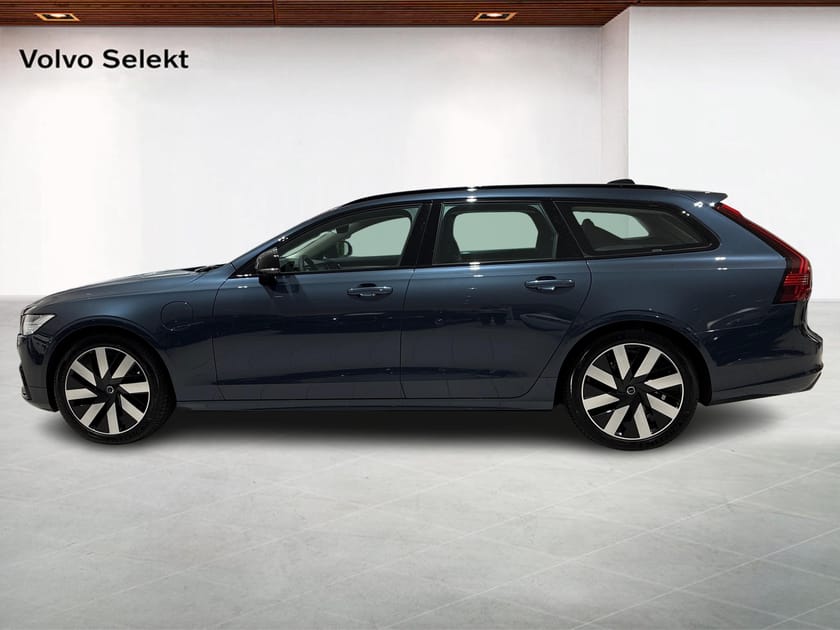 Bild 3 av Volvo V90 T6 Plus Dark Nordic Edition - 360&HarmanKardon