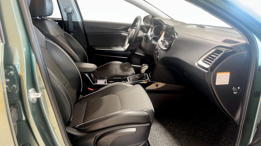 Bild 3 av Kia Ceed Sportswagon Plug-in Hybrid ADVANCE 141 Hk B-kamera Godkänd