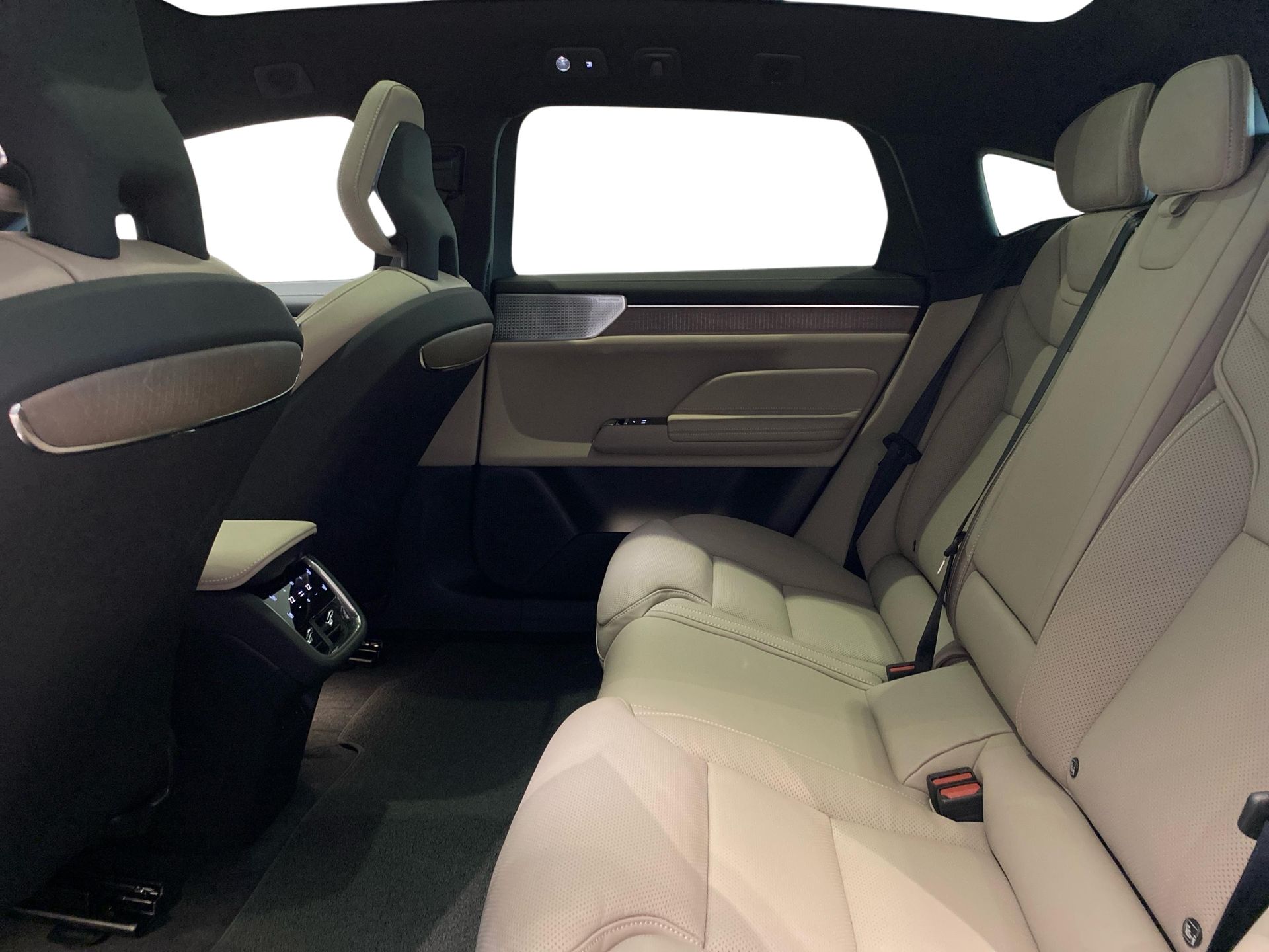 Volvo ES90 2027, bild 6/10