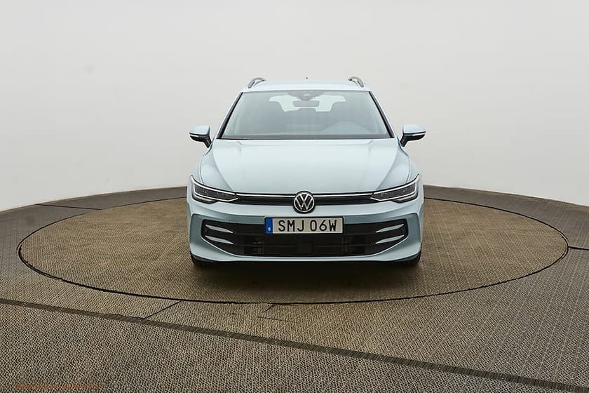 Bild 2 av Volkswagen Golf Sportscombi 1.5 eTSI Bränslevärmare, Drag,Bakkamera