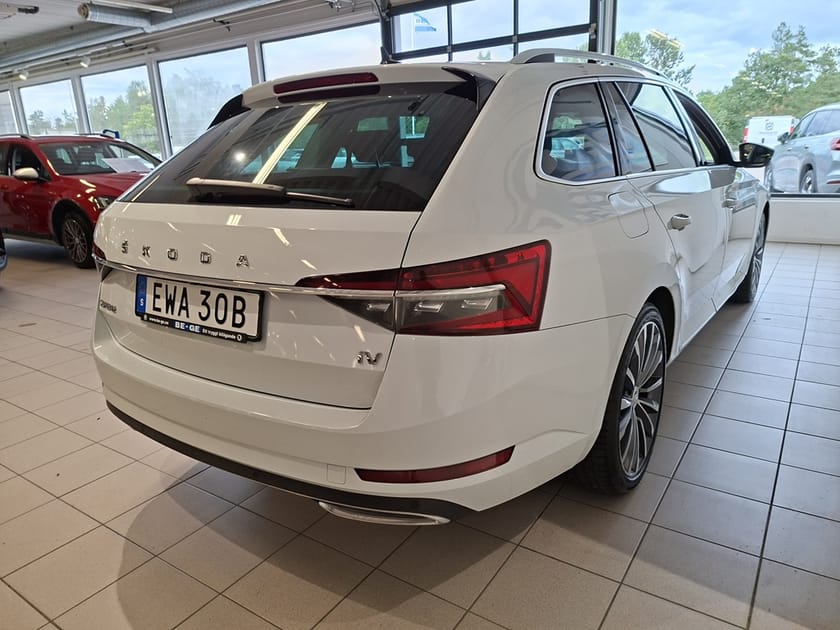 Bild 4 av Škoda Superb iV Kombi