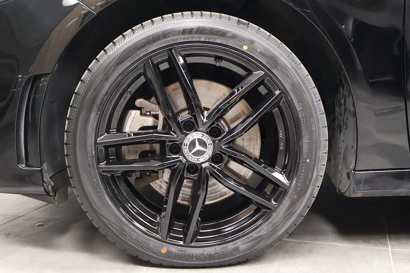 Bild 3 av Mercedes-Benz A 250 e AMG LED Säteskomfortpaket MOMS
