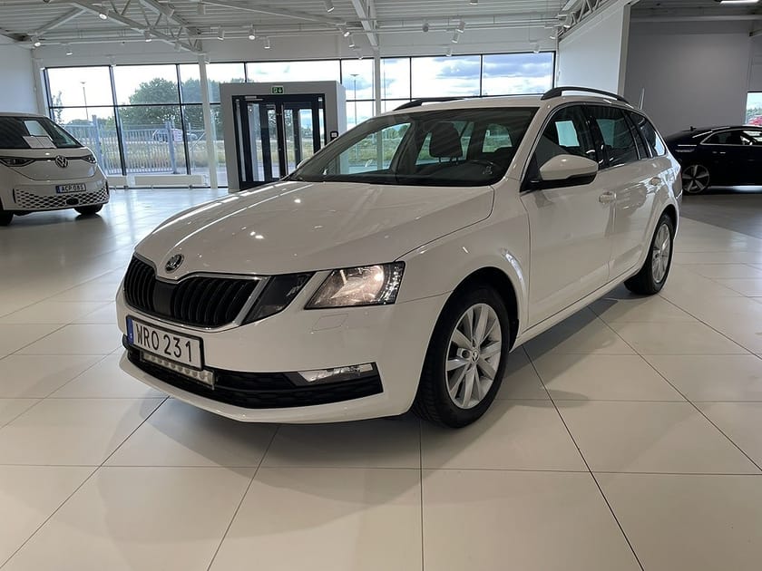 Bild 4 av Škoda Octavia Kombi Skoda Combi AMBITION TDI 115 DSG7 DRAG | VÄRMARE