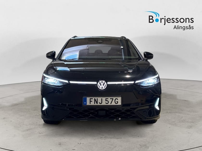 Bild 4 av Volkswagen ID.7 GTX Tourer 340hk Drag/Pano/360/H&K
