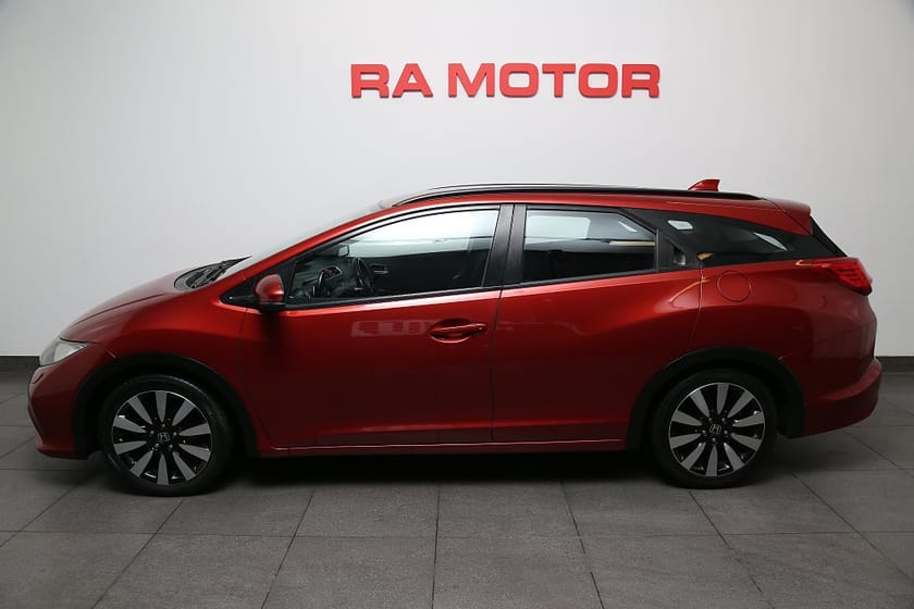 Bild 3 av Honda Civic Tourer 1,6 i-DTEC 120hk Sport Motorv Drag