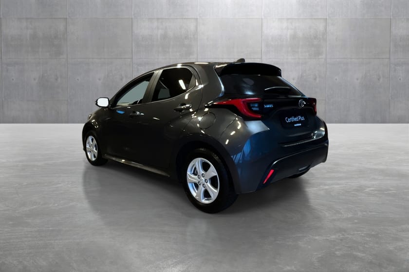 Bilde 3 av Toyota Yaris Hybrid 115