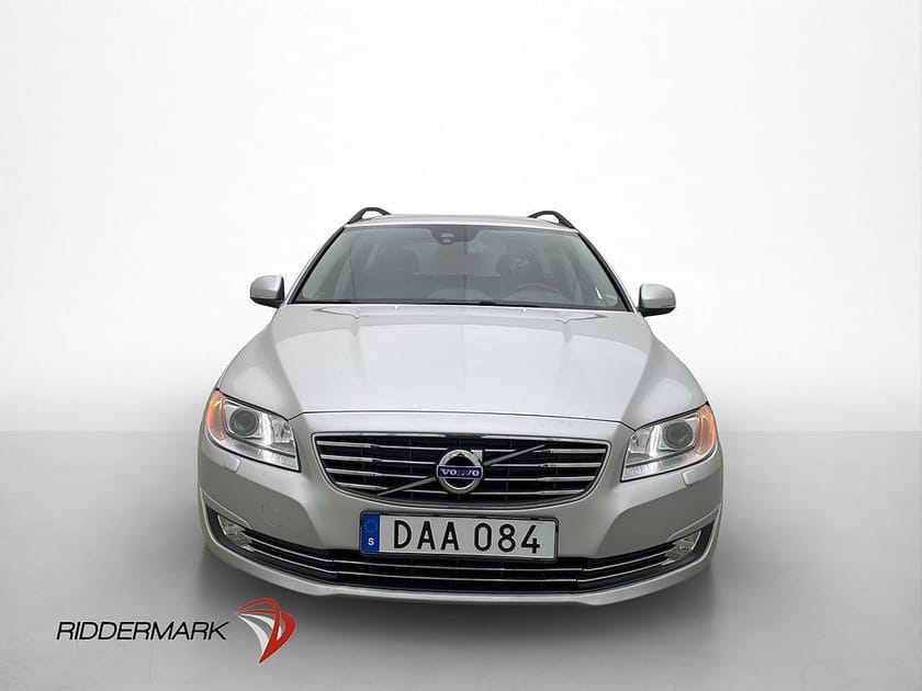 Bild 2 av Volvo V70 D2 115hk Momentum Värmare VOC Rattvärme Dragkrok