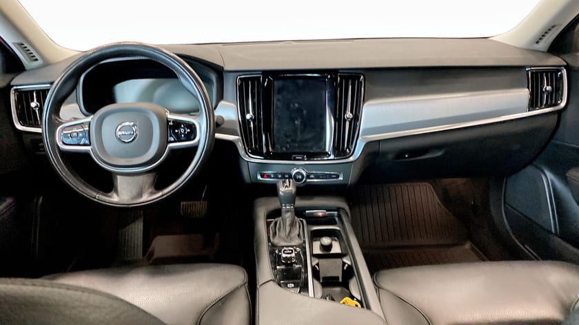 Bild 4 av Volvo S90 D5 AWD (235hk) Momentum - Backkamera - Värmare