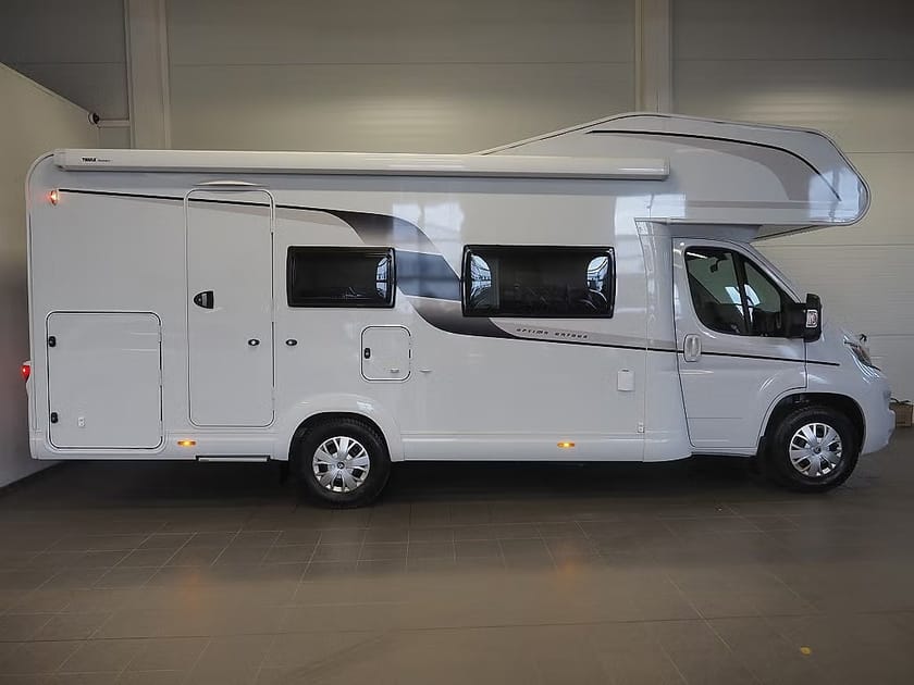 Bild 3 av Hobby Campervan Citroën A70 GFM On tour B-kort 6 bäddar AC 3500kg