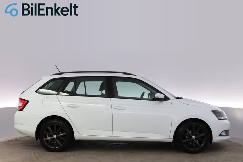 Bild 2 av Škoda Fabia Kombi 1.0 TSI Style 95hk Carplay P-sensorer