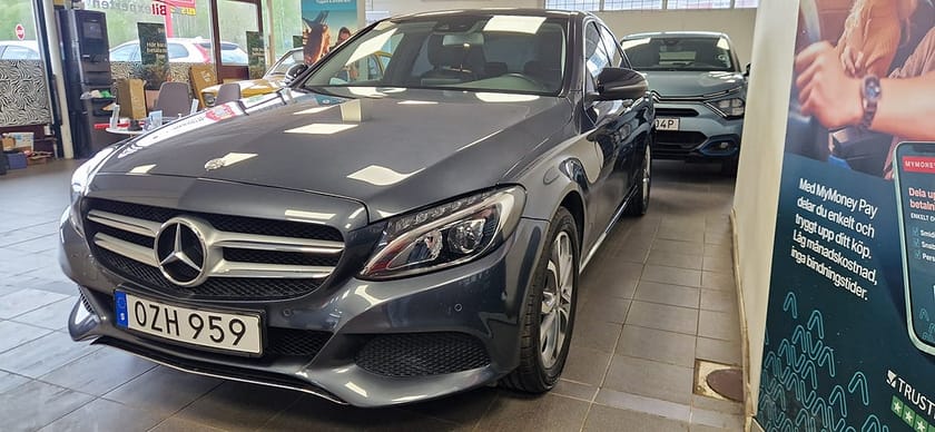 Bild 4 av Mercedes-Benz C 220 d 7G-Tronic Plus Avantgarde Euro6|8659Mil|Automat