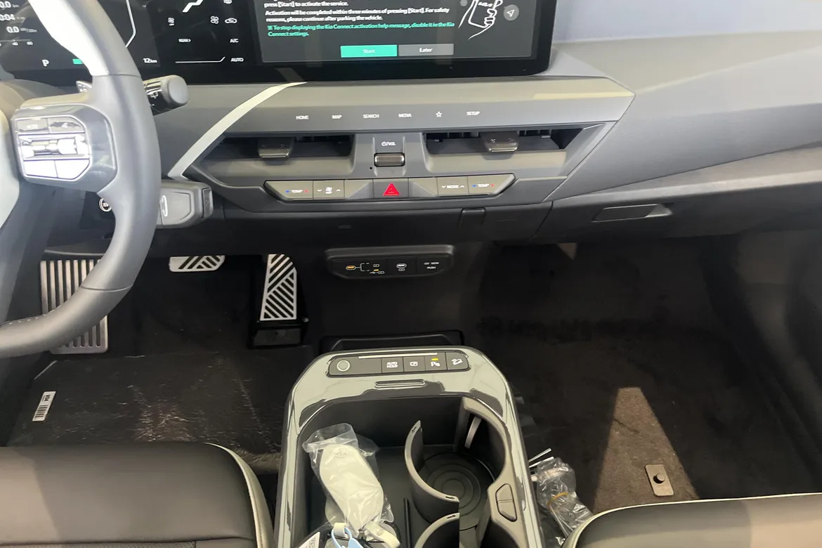 picture of a car