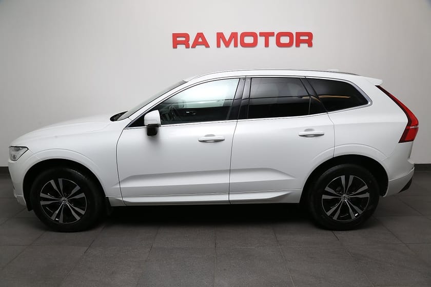 Bild 3 av Volvo XC60 B5 Bensin 250hk Momentum Adv Se Aut Navi VOC Leasbar