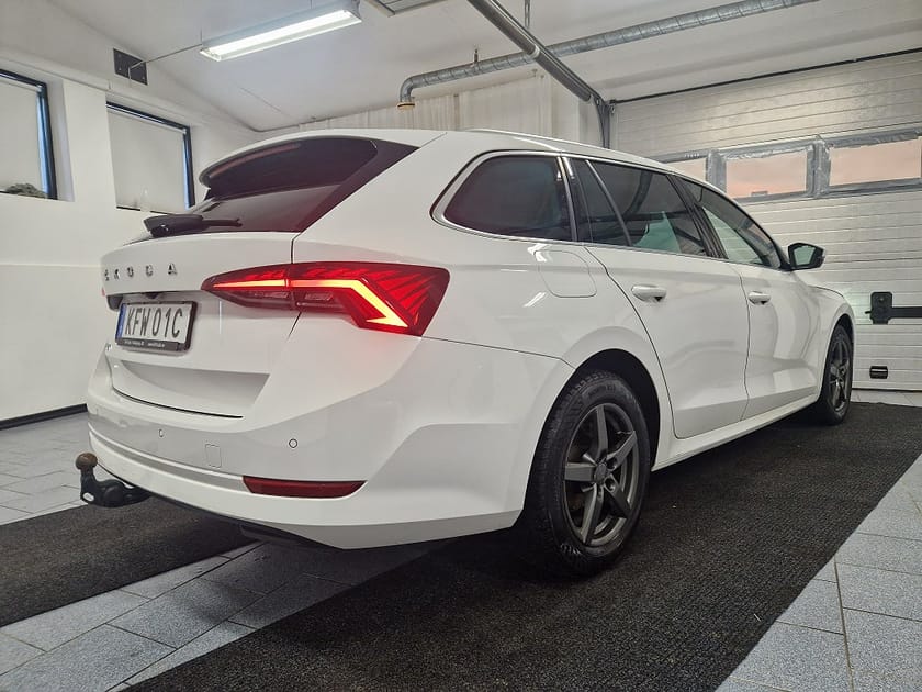 Bild 3 av Škoda Octavia Kombi Skoda 2.0 TDI 116 hk Ambition Euro 6 Drag MOMS