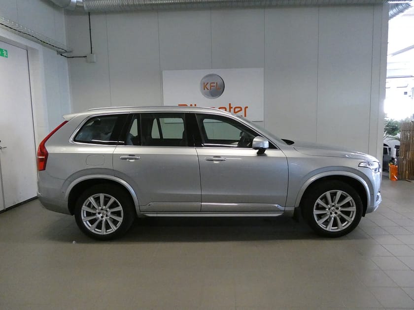 Bild 3 av Volvo XC90 7-seater 7-sits D5 AWD Inscription Skinn-HUD-Pano-Värm-Drag-360°