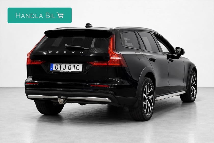 Bild 5 av Volvo V60 Cross Country B4 AWD Ultimate Drag Skinn Pano H/K 360° HUD