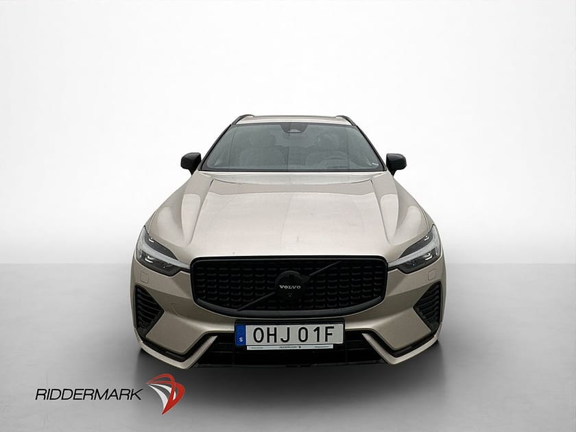 Bild 2 av Volvo XC60 T6 AWD Ultimate Dark Pano H/K 360° Värmare Drag