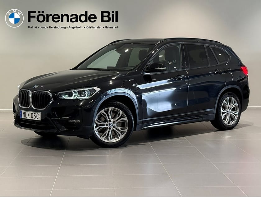 Bild 1 av BMW X1 xDrive25e SportLine Head-Up Drag LM Sportstolar