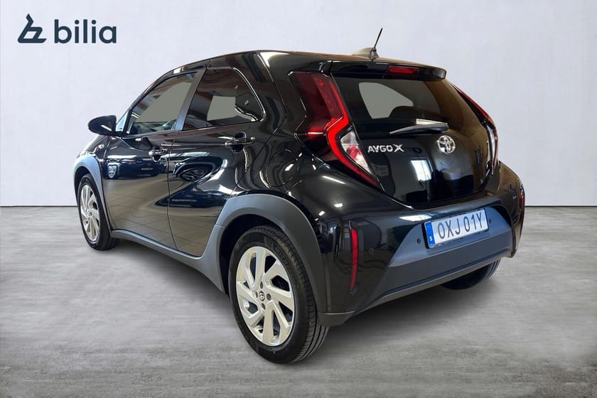 Bild 2 av Toyota Aygo X 1.0 S-CVT PLAY VINTERHJUL MOTORVÄRMARE