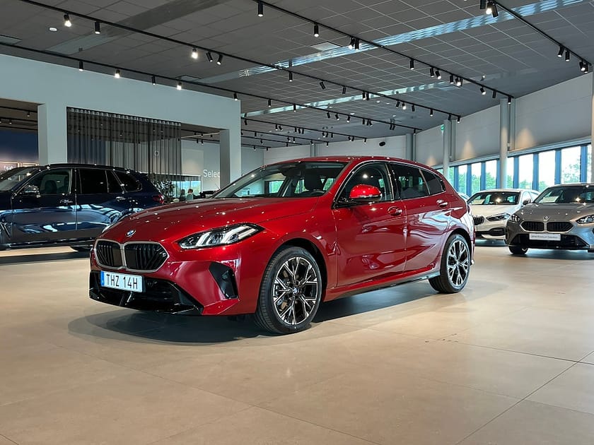 Bild 1 av BMW 120 M Sport Design Rattvärme Backkamera Navi