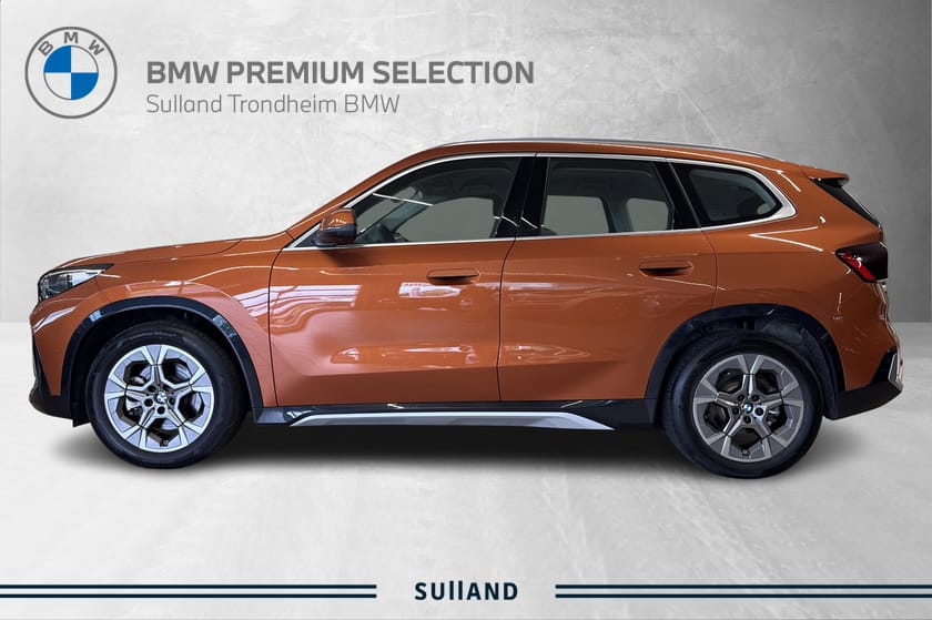 Bilde 2 av BMW iX1 xDrive30 Comfort Access / Harman Kardon / Headupdisplay