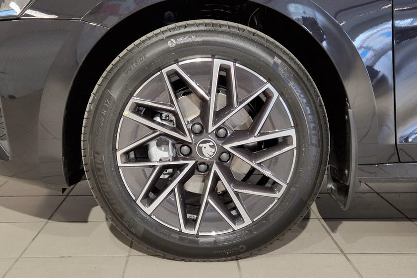 Bild 3 av Škoda Octavia Kombi COMBI SELECTION 1,5 TSI M-HEV 116 HK 7 VXL