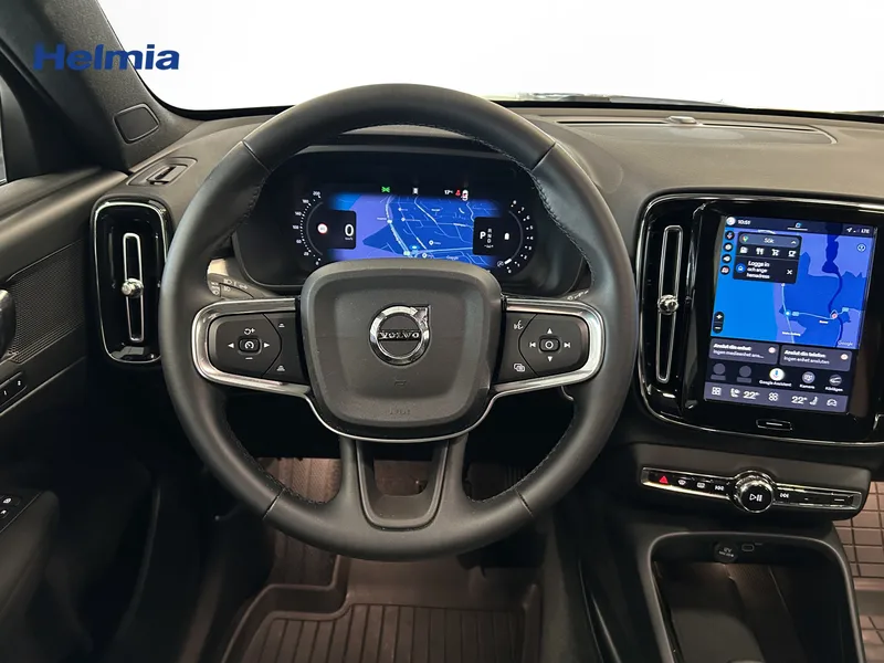 Bild 11 av 18 – Volvo XC40 B3 FWD Bensin Plus Dark