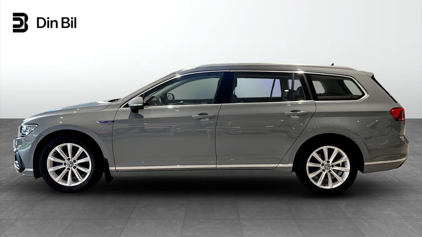Bild 2 av Volkswagen Passat Sportscombi GTE 218 hk Dragkrok / Backkamera