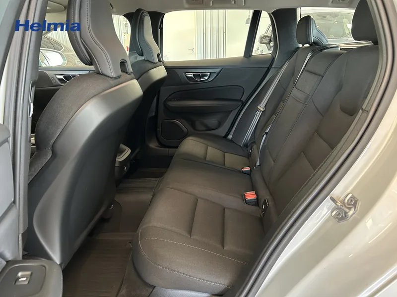 Bild 7 av 15 – Volvo V60 D3 AWD Momentum Edition