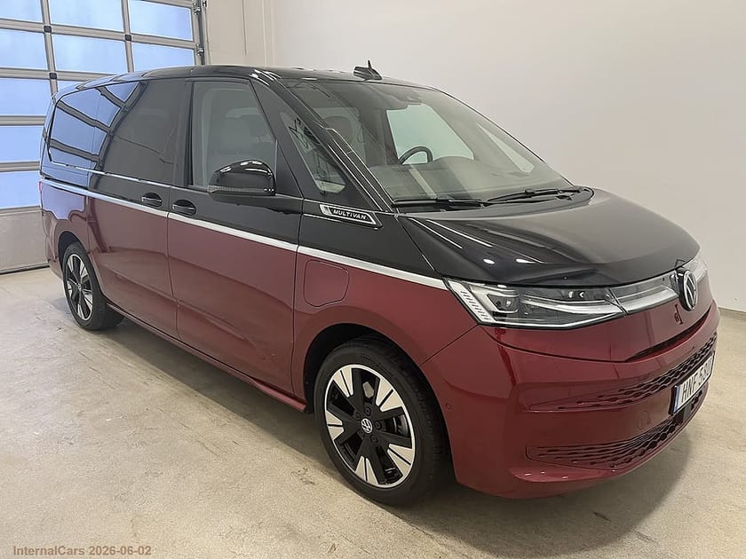 Bild 3 av Volkswagen Multivan eHybrid 4M 4MOTION Plus, Style Långt överhäng drag 7-sits