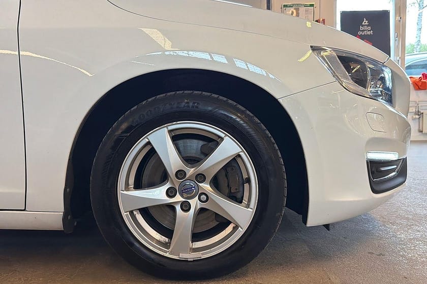 Bild 4 av Volvo V60 D4 AWD Geartronic Momentum Rattvärme Kamrem bytt