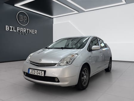Toyota Prius 1.5 VVT-i + 3CM CVT/Ny Servad/Besiktad/1-Brukare