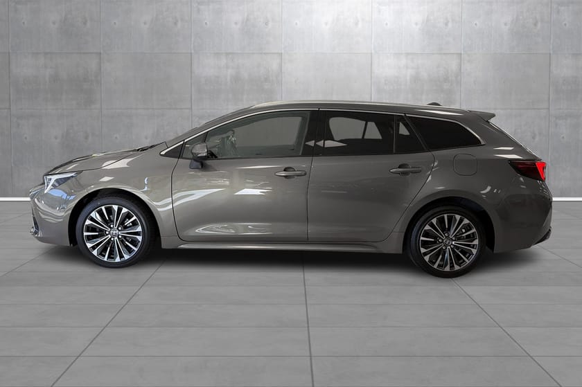 Bilde 2 av Toyota Corolla Touring Sports Hybrid MEGET PEN/VELUTSTYRT/ACTIVE TECH