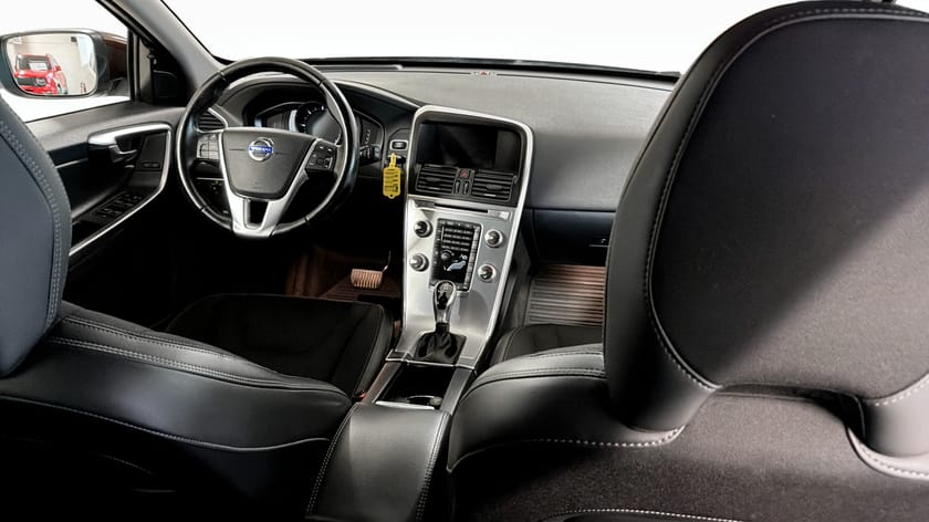 Bild 4 av Volvo XC60 D4 Classic Momentum 190hk