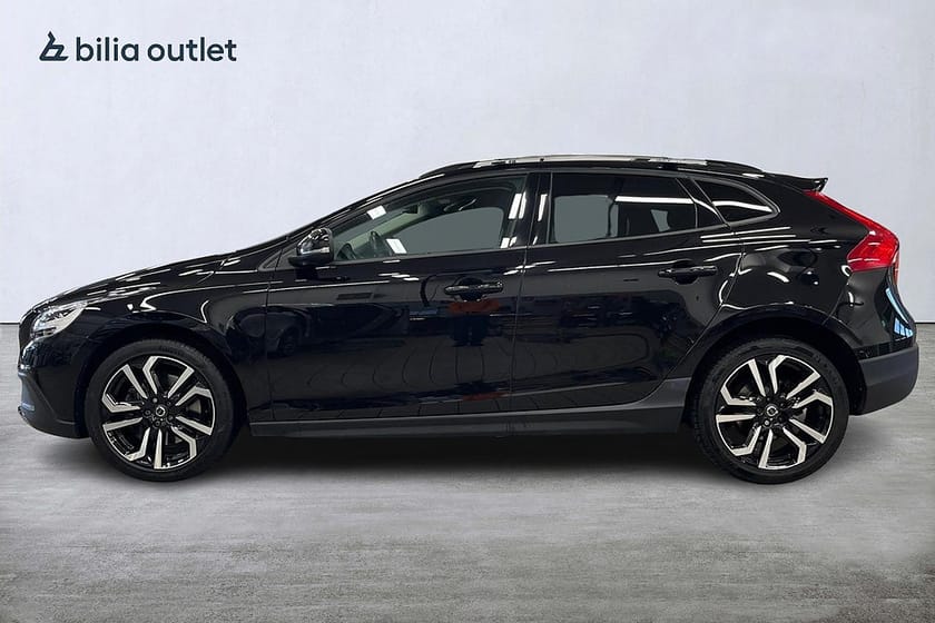 Bild 3 av Volvo V40 Cross Country T3 Kinetic 152hk Värmare Klimatpaket VOC Nyservad