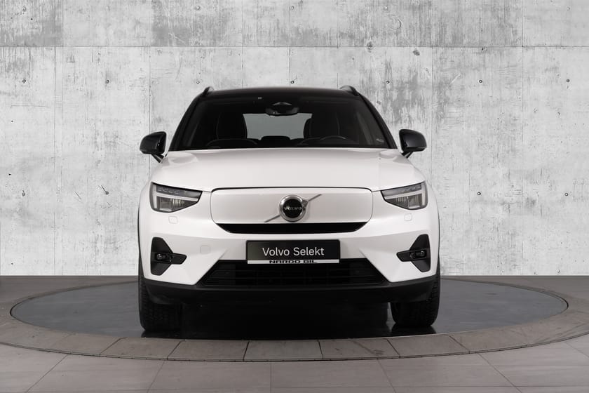 Bilde 3 av Volvo XC40 Recharge Twin Plus 408 hk. Varmepumpe/VOC/Krok/Induktiv lader